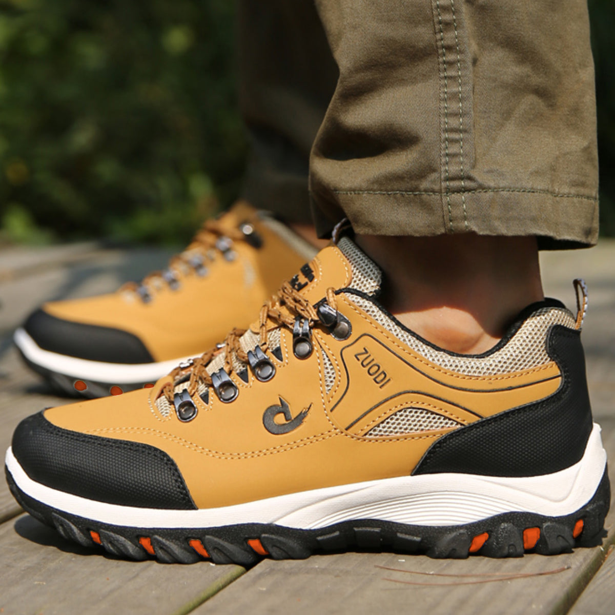 Orthopaedic Running & Hiking Shoe - OrthoQuest - Unisex